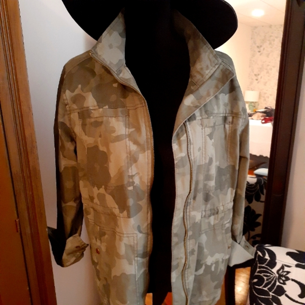 Camo jacket... Adorable!